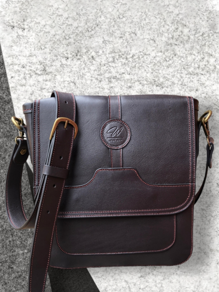 Picture of Leather Messengerbag