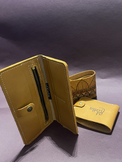 Picture of Decorated wallet for her