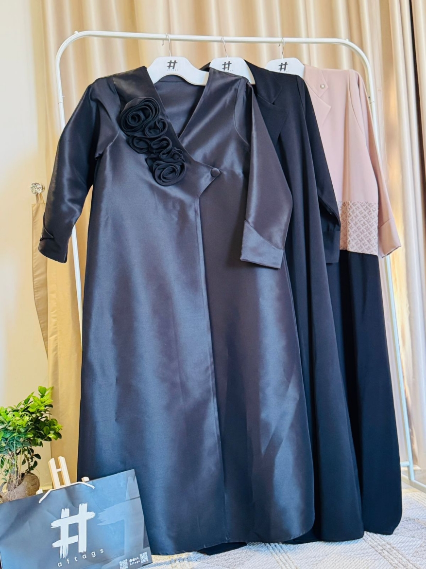 Picture of Black Formal Abaya
