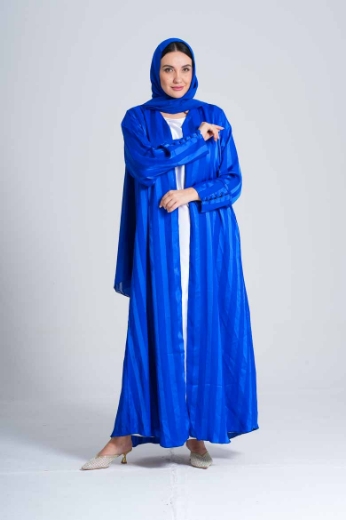 Picture of Elegant Moroccan-Inspired Abaya – A Modern Look for the Contemporary Woman 